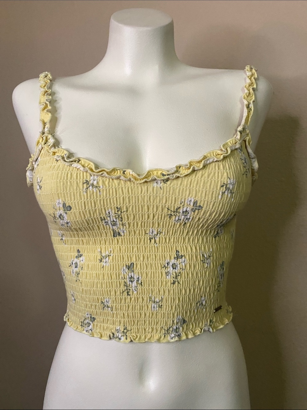 Hollister Pale Yellow floral smocked tank top with Ruffle Trim XS